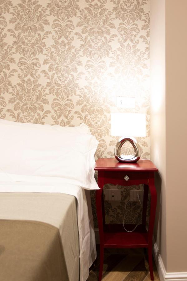B&B Palazzo Fracassini Rome Bagian luar foto
