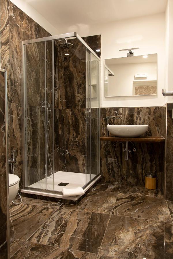B&B Palazzo Fracassini Rome Bagian luar foto